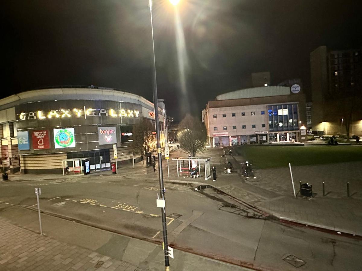 Luton Town Centre Apartment 외부 사진