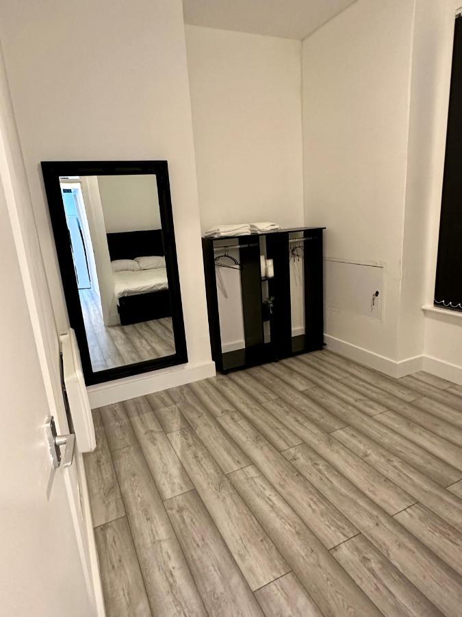 Luton Town Centre Apartment 외부 사진