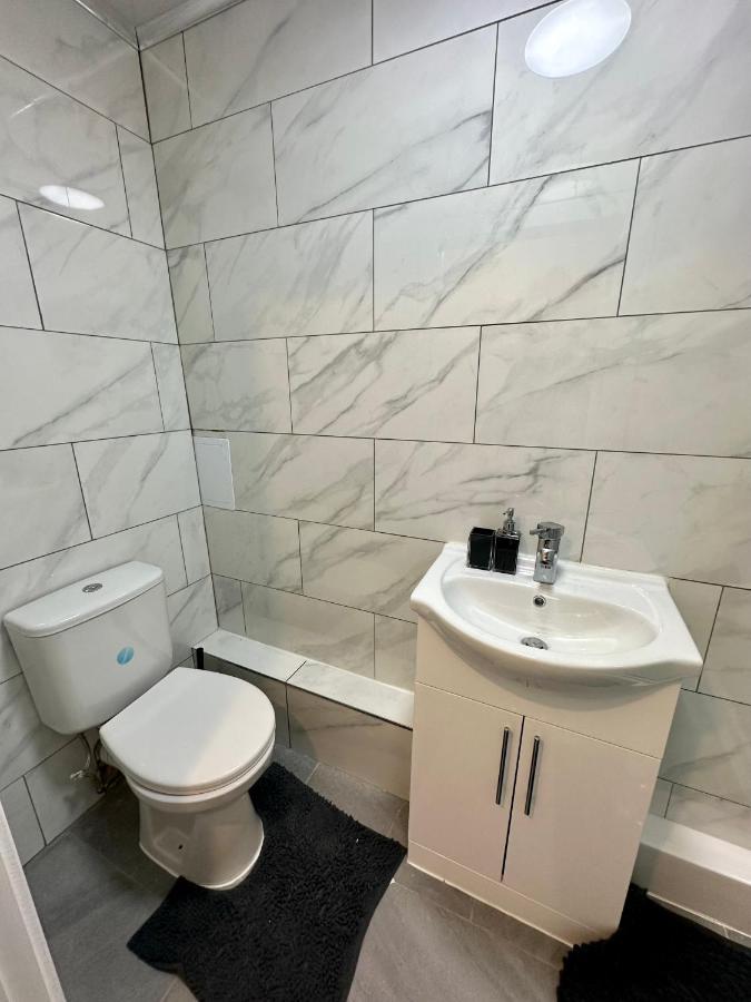 Luton Town Centre Apartment 외부 사진